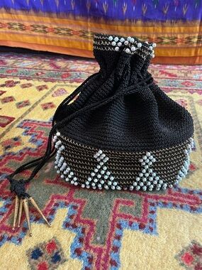 1940s crochet beaded bag